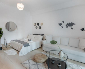 Awesome Studio Apartment in Dubai Marina